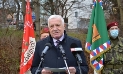 Setkání u busty Švehly s prezidentem Václavem Klausem z 12.12.2020 